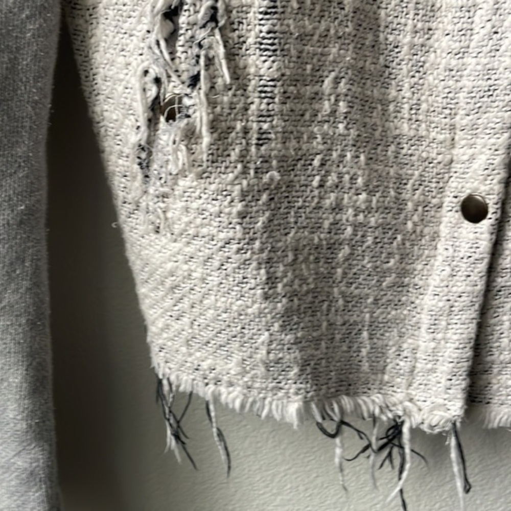 Hinge Jacket Distressed Size Medium Gray And White - image 4